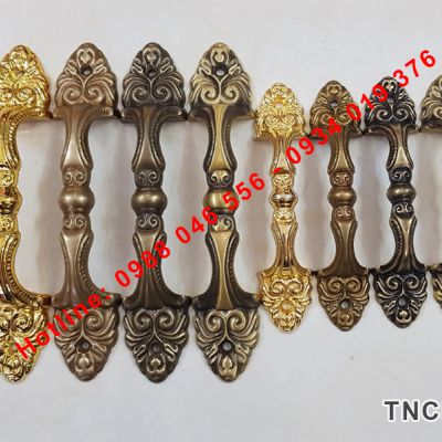 Tay nắm cửa Italy