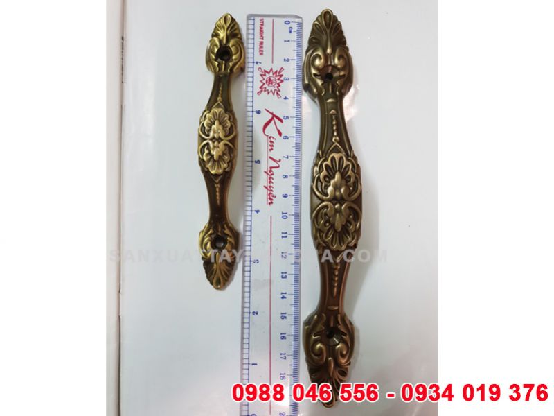 Tay nắm