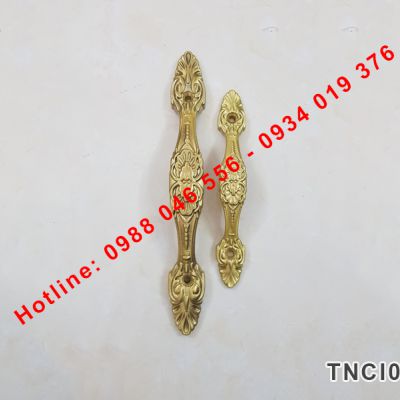 Tay nắm cửa Italy