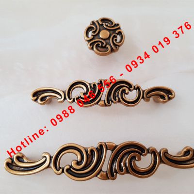 Tay nắm cửa Italy