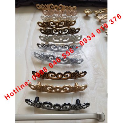 Tay nắm cửa Italy