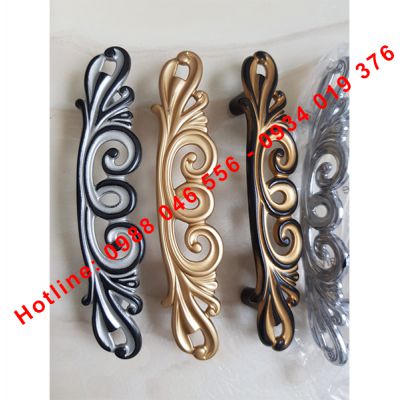 Tay nắm cửa Italy