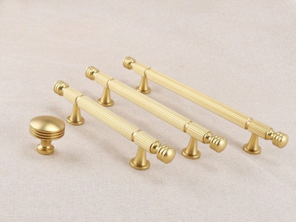 NHỮNG LƯU Ý GIÚP BẠN CHỌN TAY NẮM TỦ PHÙ HỢP