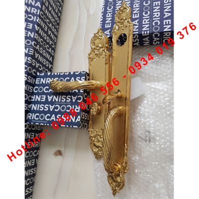 Tay nắm cửa Italy