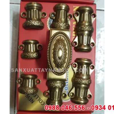 Chốt cửa song hồng