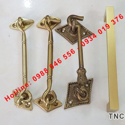 Tay nắm cửa Italy